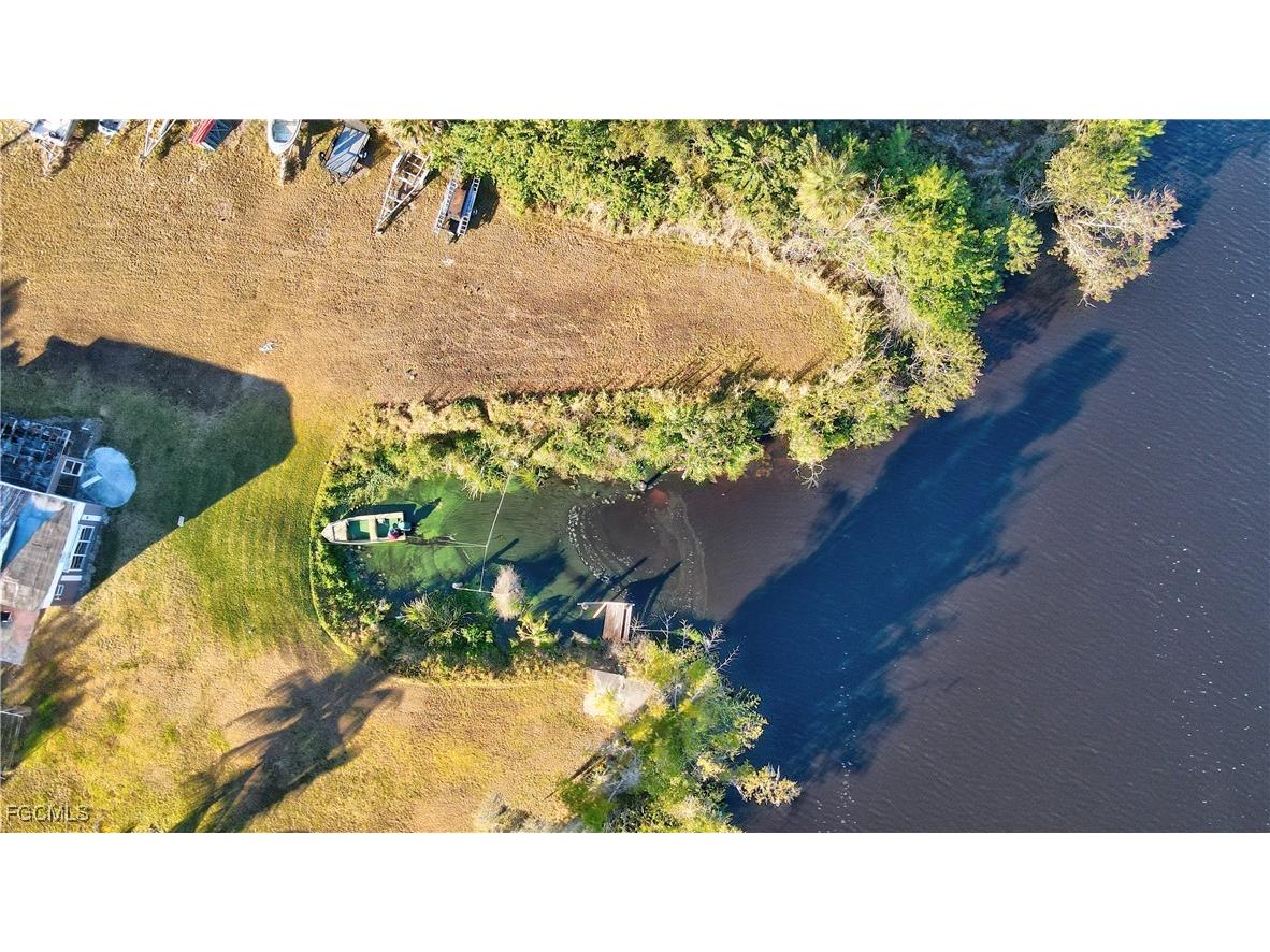 2111 Gardner Court Alva FL 33920 2026001519 image3
