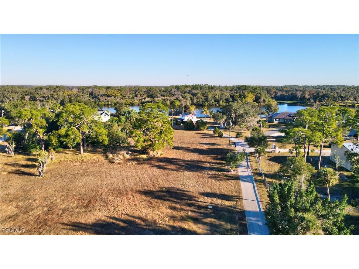2111 Gardner Court Alva FL 33920 2026001519 image34
