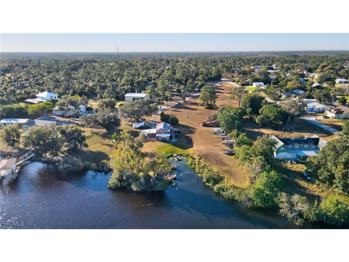 2111 Gardner Court Alva FL 33920 2026001519 image41