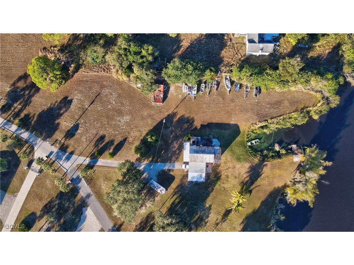 2111 Gardner Court Alva FL 33920 2026001519 image42