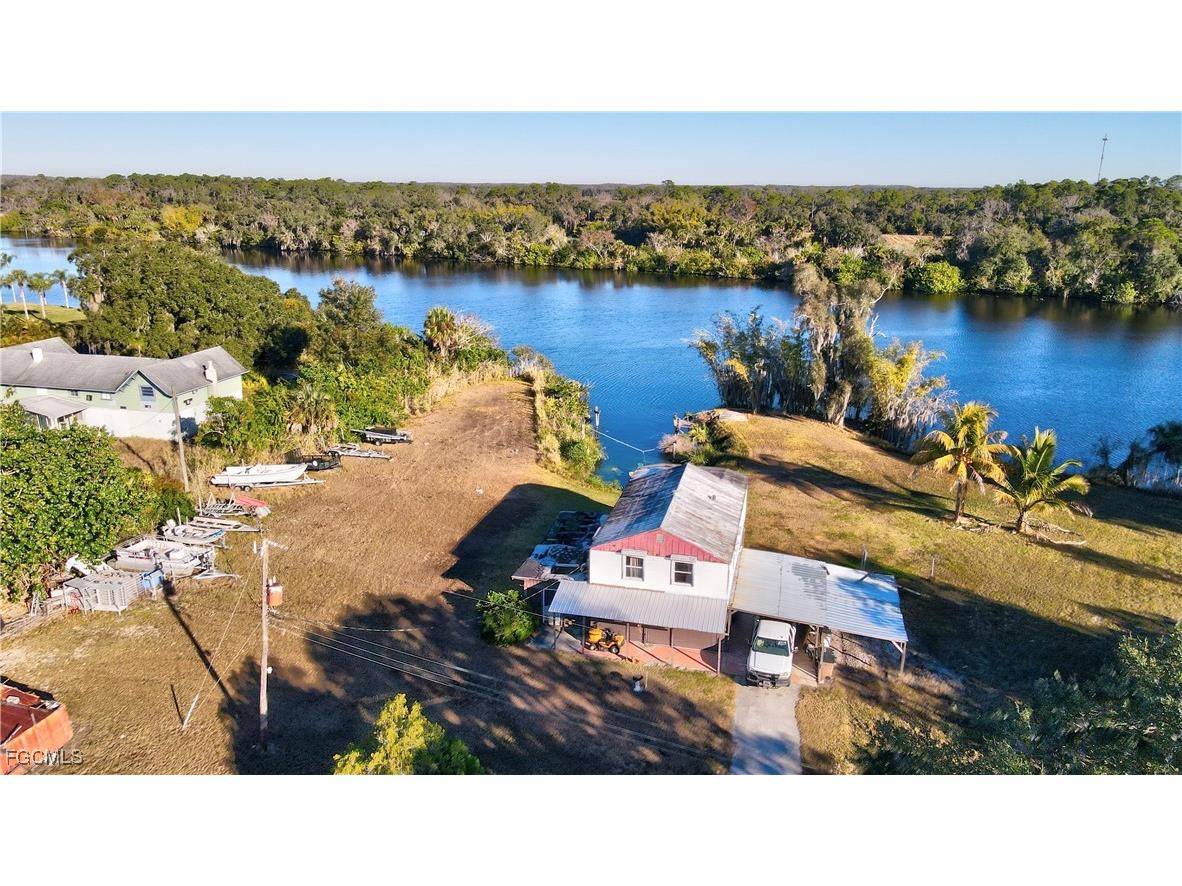 2111 Gardner Court Alva FL 33920 2026001519 image45