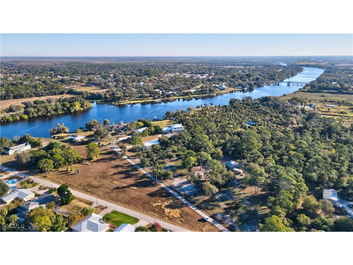 2111 Gardner Court Alva FL 33920 2026001519 image47