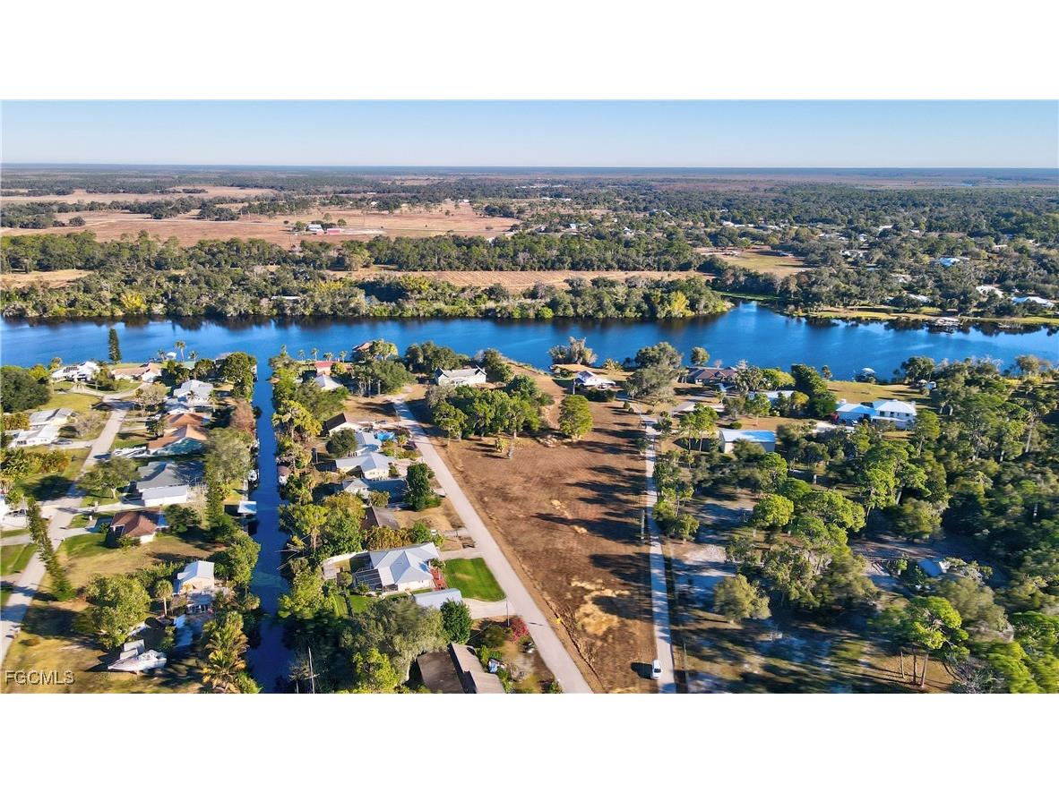 2111 Gardner Court Alva FL 33920 2026001519 image48
