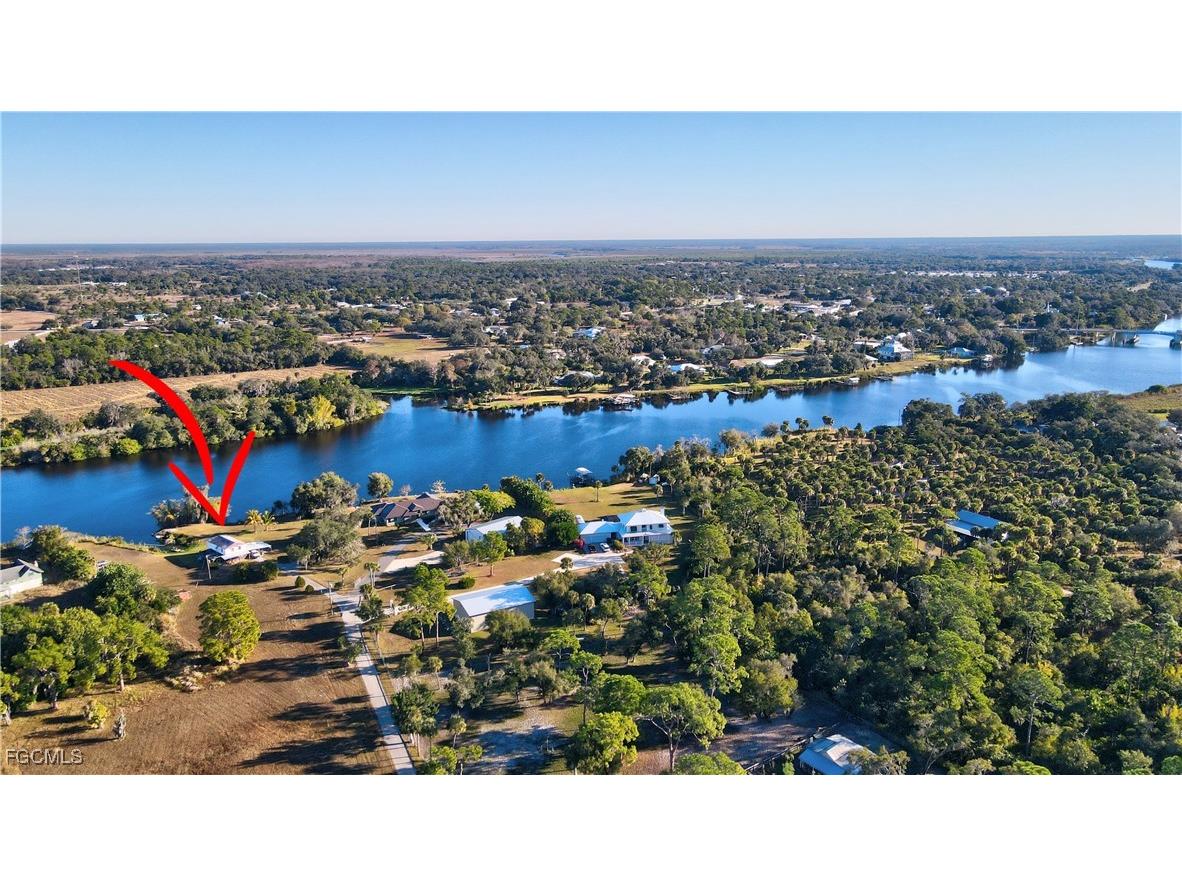 2111 Gardner Court Alva FL 33920 2026001519 image5
