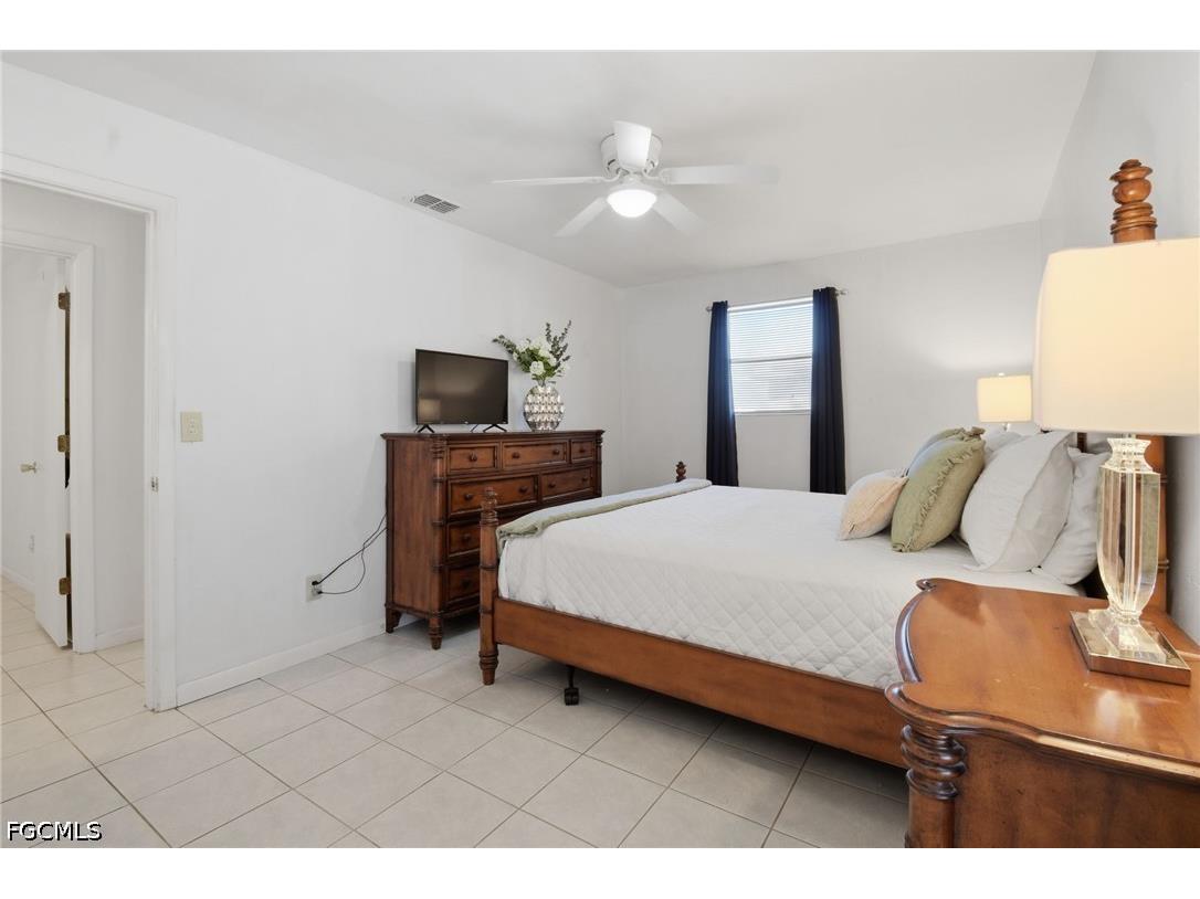 2111 NE 25th Street Cape Coral FL 33909 2026019107 image10