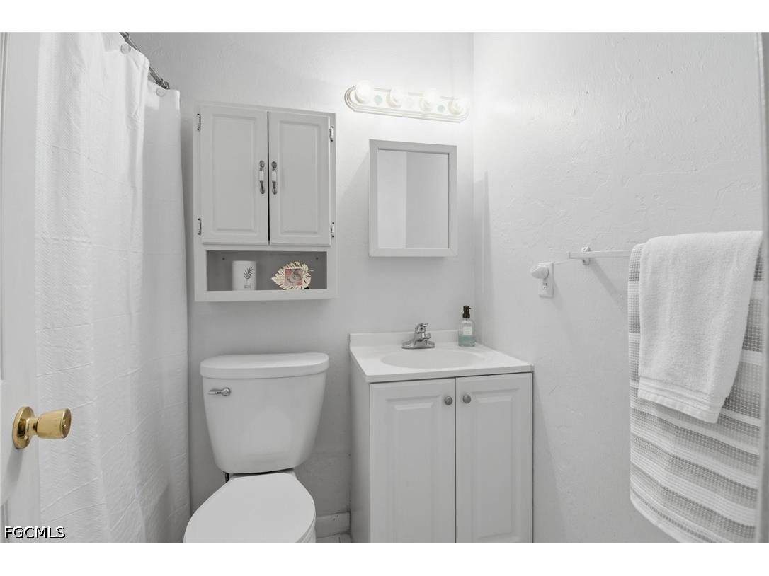 2111 NE 25th Street Cape Coral FL 33909 2026019107 image14