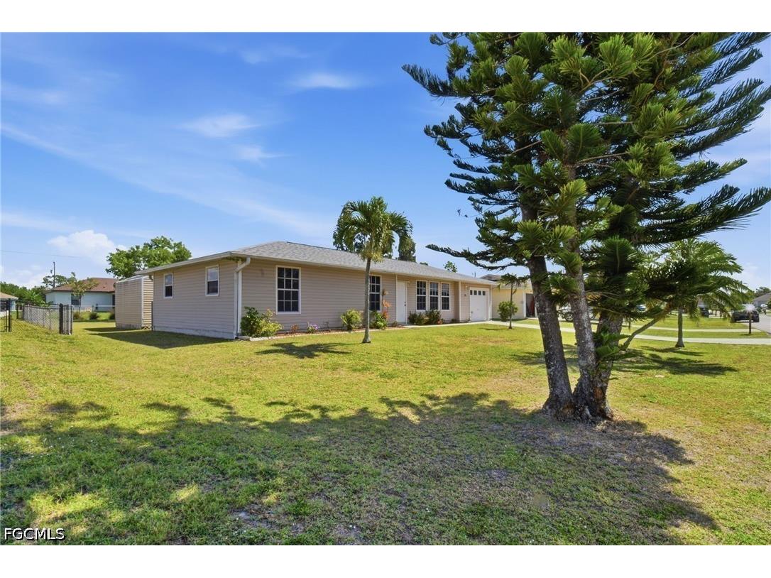 2111 NE 25th Street Cape Coral FL 33909 2026019107 image24