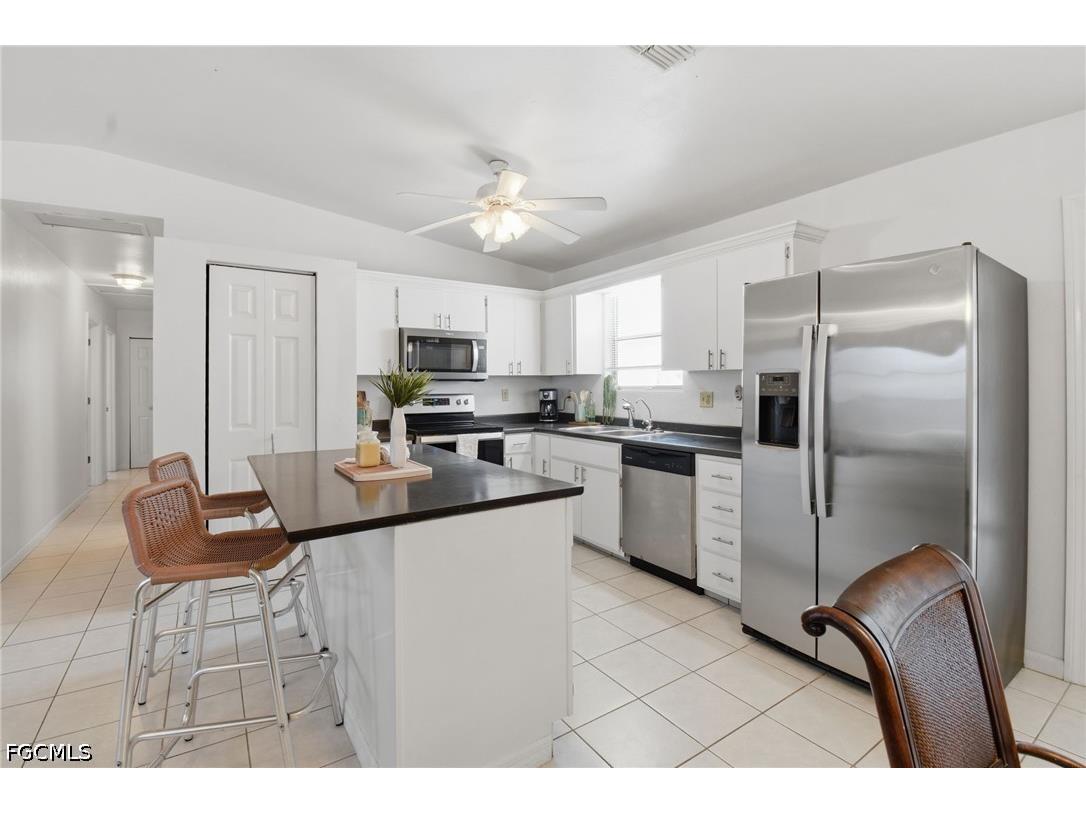 2111 NE 25th Street Cape Coral FL 33909 2026019107 image3