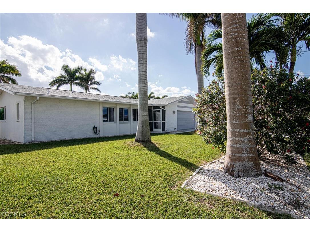 2112 Cornwallis Parkway Cape Coral FL 33904 2026008954 image4