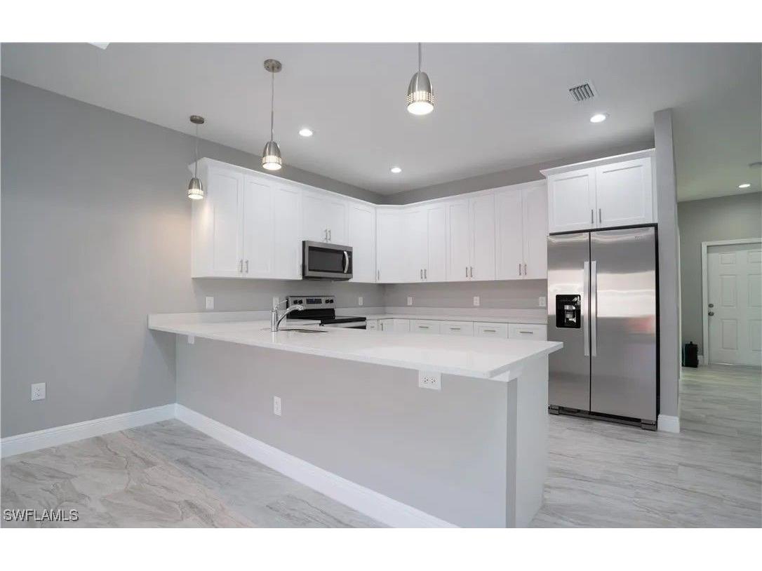 2112 French Street Fort Myers FL 33916 225076885 image2