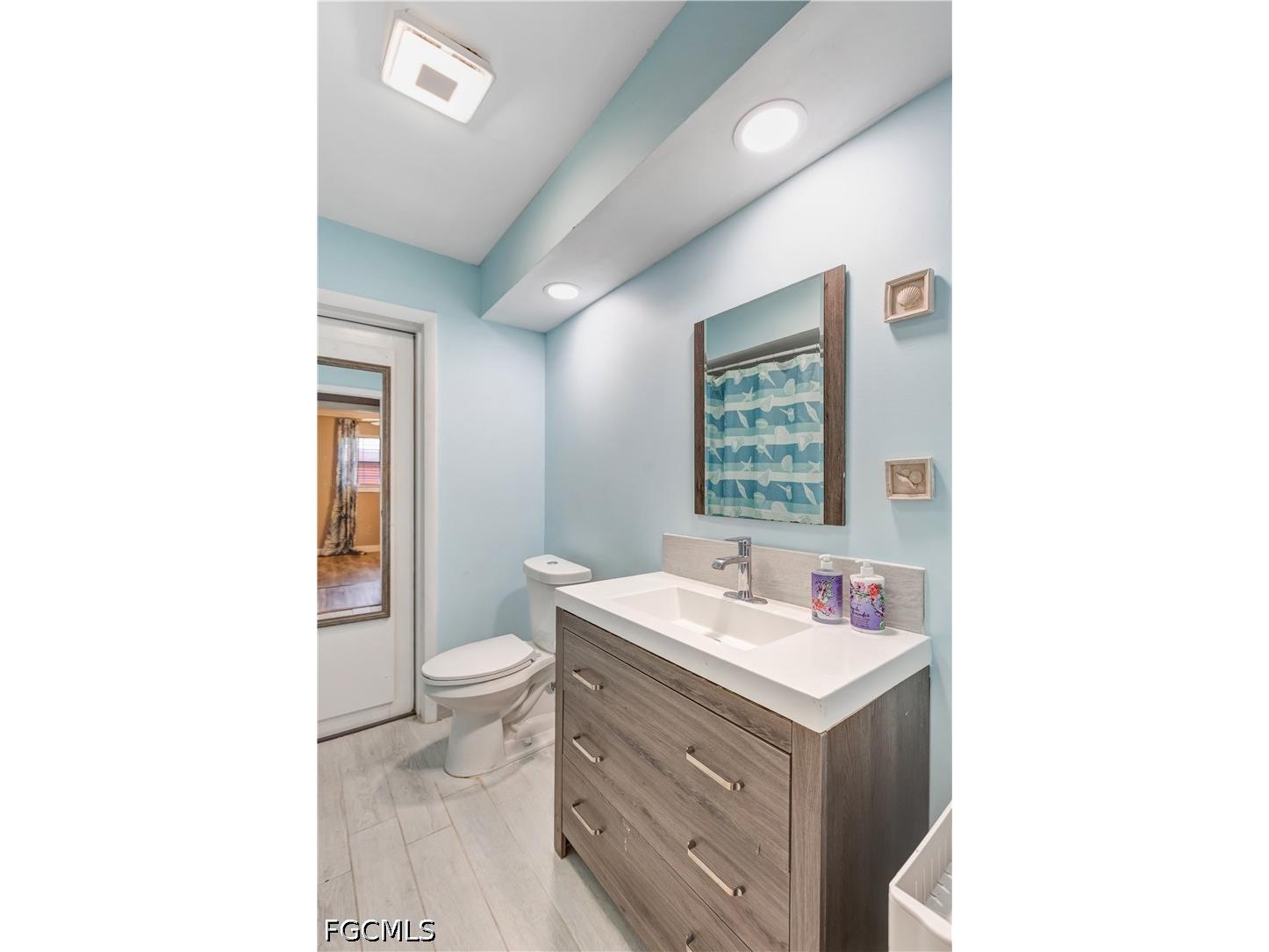 2112 Harvard Avenue Fort Myers FL 33907 2026026287 image22