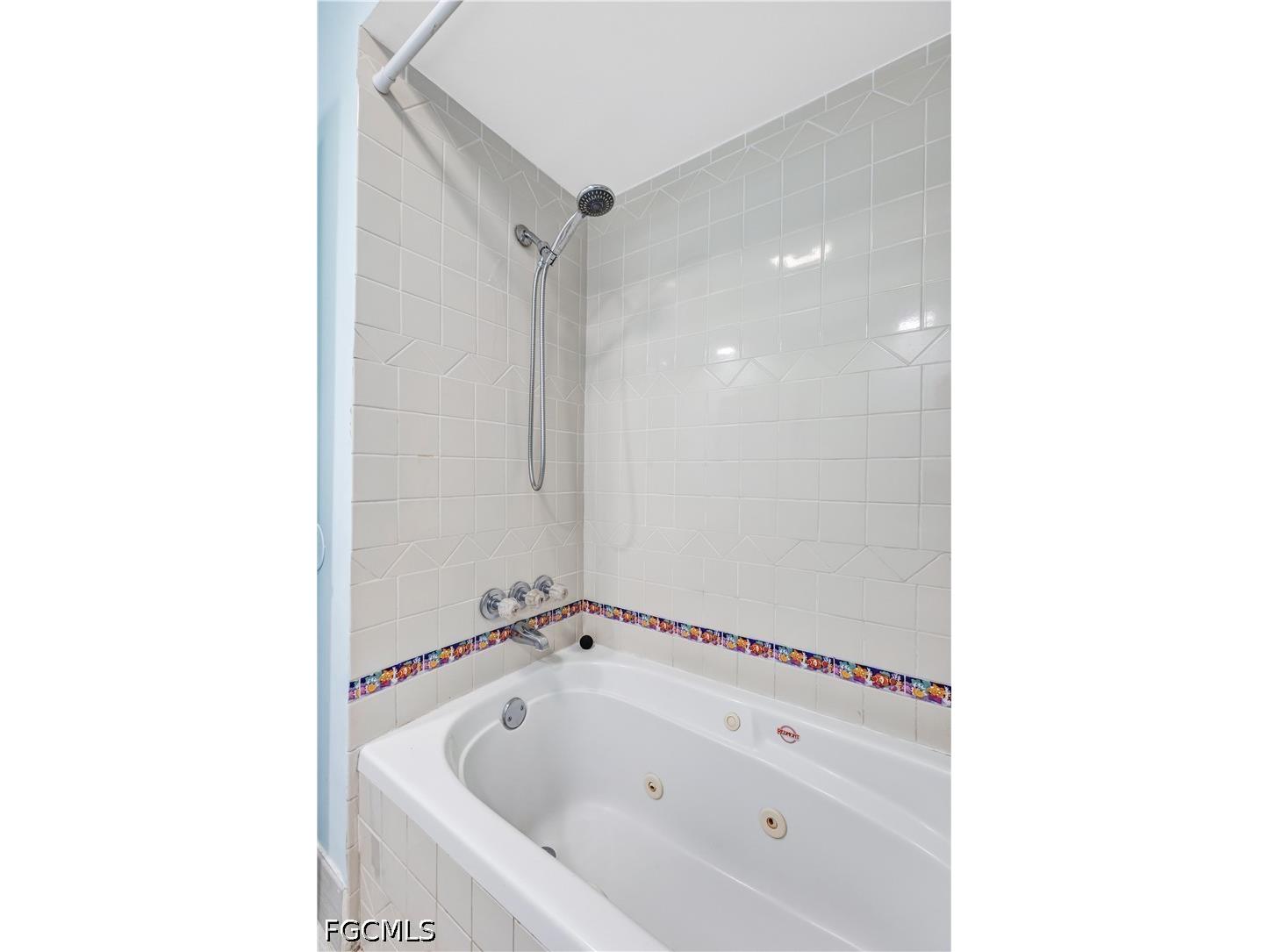 2112 Harvard Avenue Fort Myers FL 33907 2026026287 image23