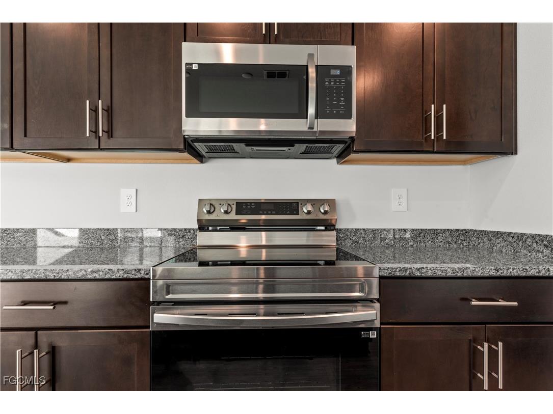 2112 NE 4th Place Cape Coral FL 33909 2025009765 image11