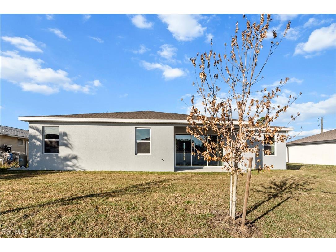 2112 NE 4th Place Cape Coral FL 33909 2025009765 image30