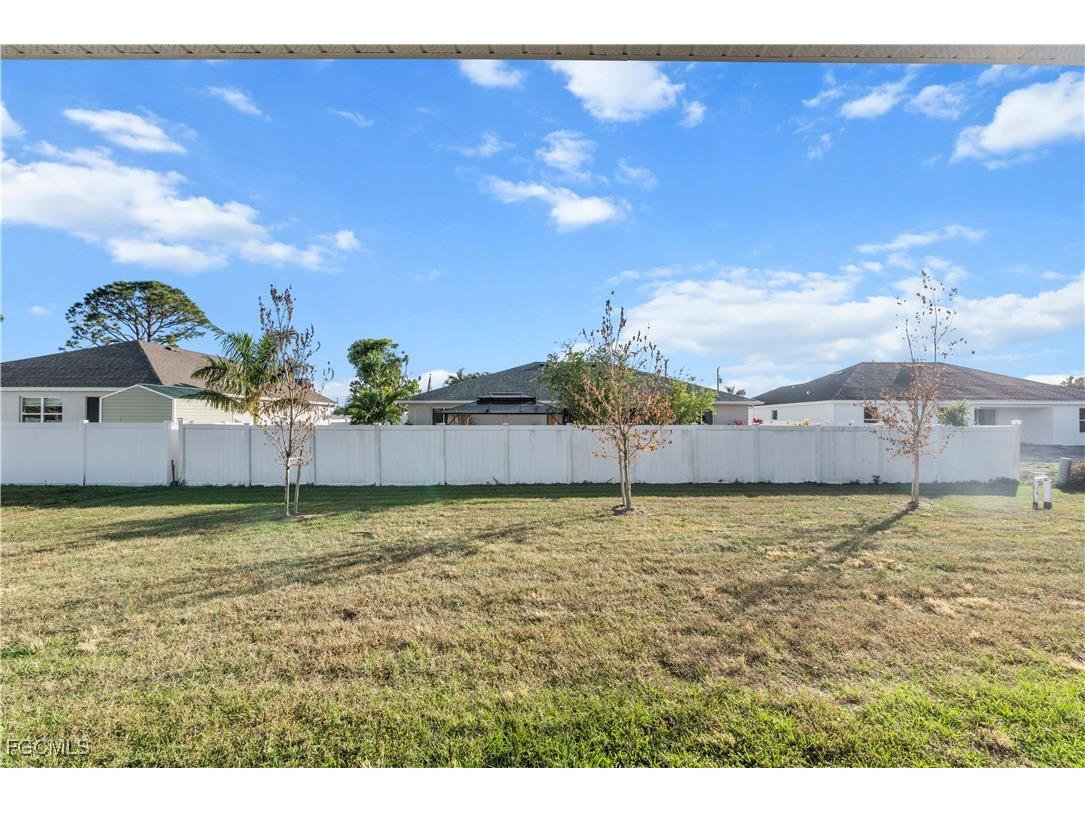 2112 NE 4th Place Cape Coral FL 33909 2025009765 image32