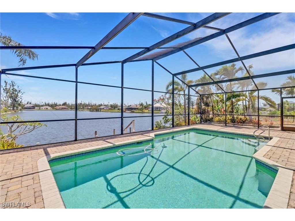 2112 SW 2nd Street Cape Coral FL 33991 223074907 image1