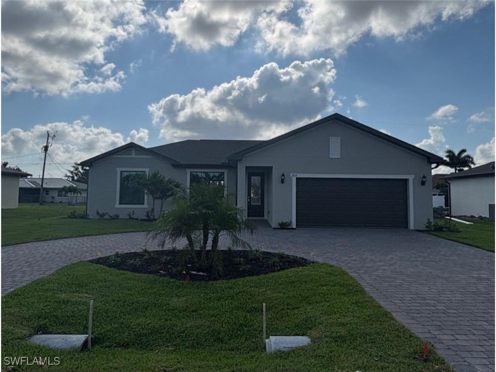 2113 Academy Boulevard Cape Coral FL 33904 224087960 image1