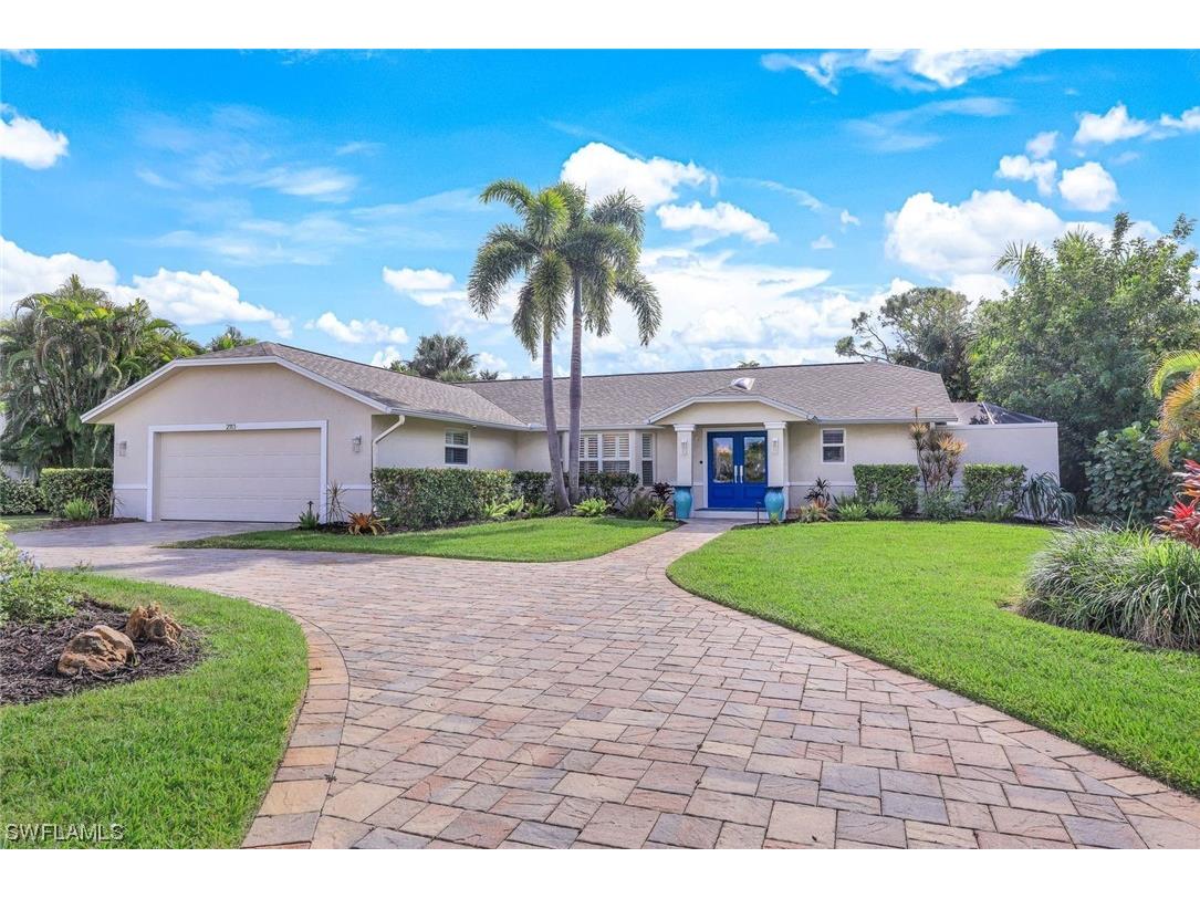2113 Imperial Golf Course Boulevard Naples FL 34110 224000879 image1