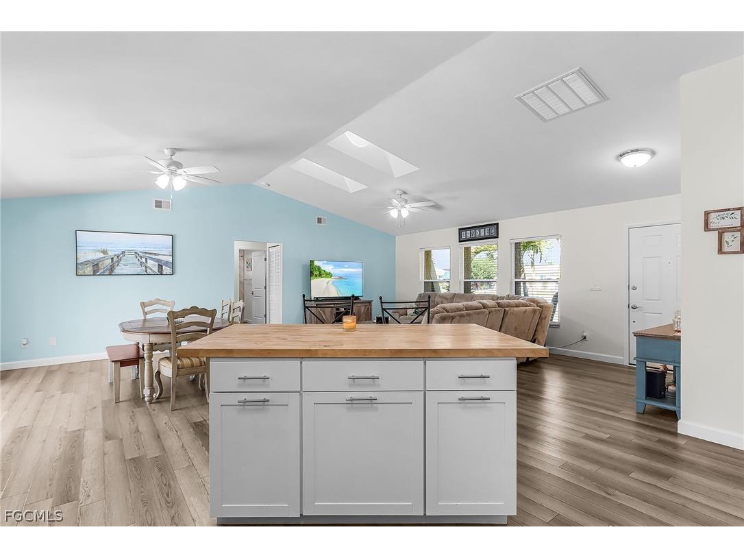 2114 Bolado Parkway Cape Coral FL 33990 2026007527 image13