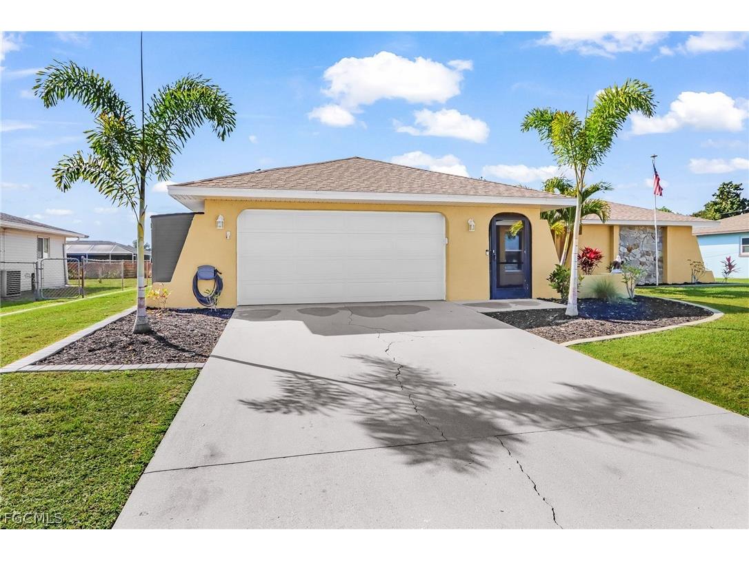 2114 Bolado Parkway Cape Coral FL 33990 2026007527 image2