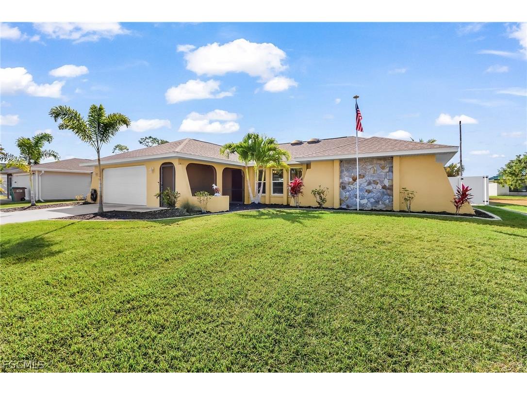 2114 Bolado Parkway Cape Coral FL 33990 2026007527 image3