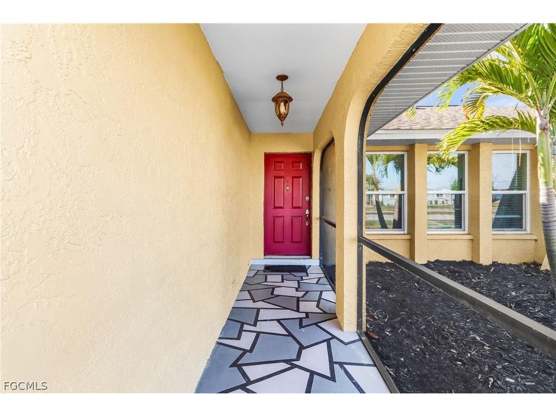 2114 Bolado Parkway Cape Coral FL 33990 2026007527 image6
