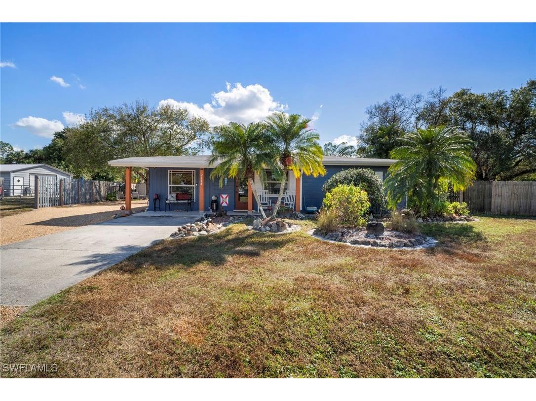 2114 E Gardenia Circle North Fort Myers FL 33917 226004190 image2