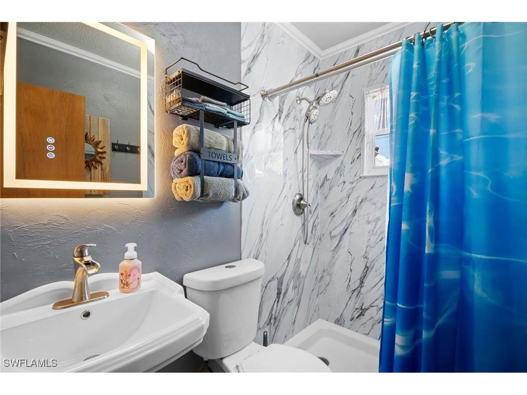 2114 E Gardenia Circle North Fort Myers FL 33917 226004190 image24