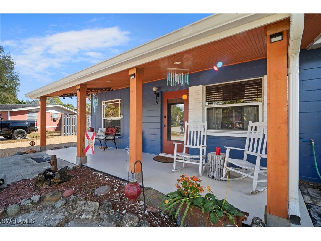 2114 E Gardenia Circle North Fort Myers FL 33917 226004190 image3