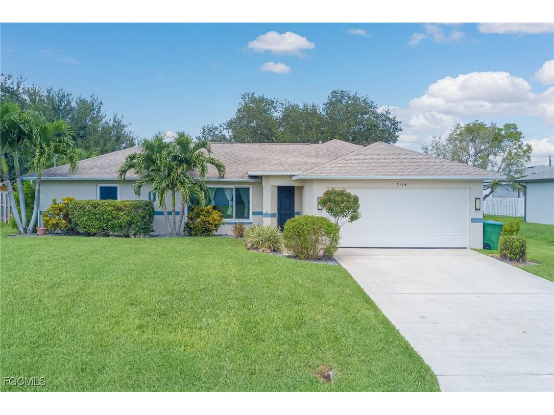 2114 NE 22nd Place Cape Coral FL 33909 2025006922 image1