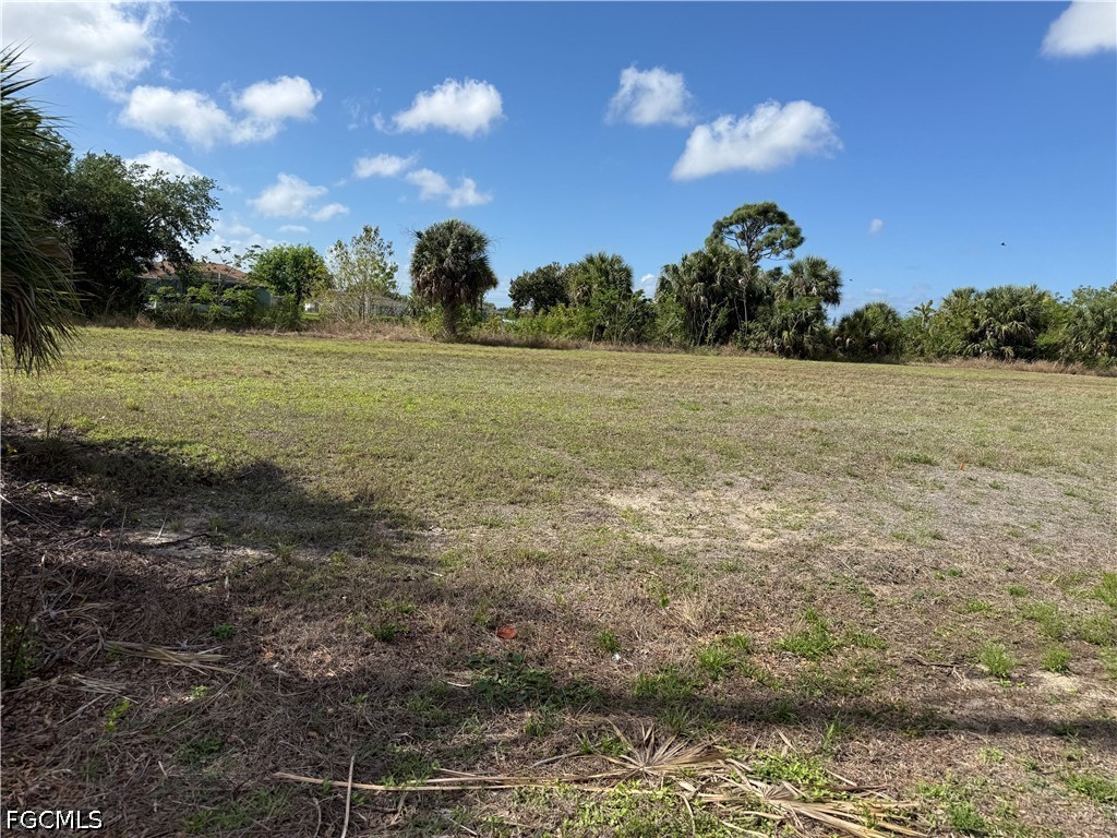 2114 NE 26th Street Cape Coral FL 33909 2026015632 image1