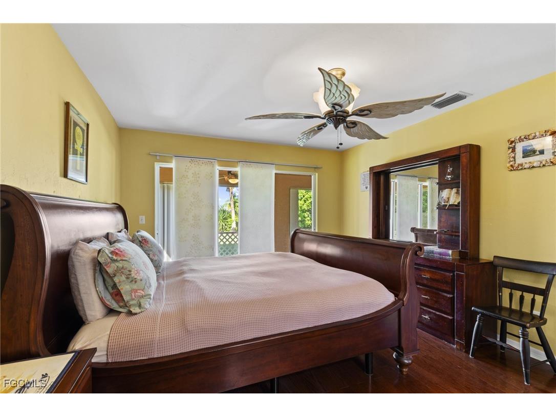 2114 SE 8th Place Cape Coral FL 33990 2026004765 image12