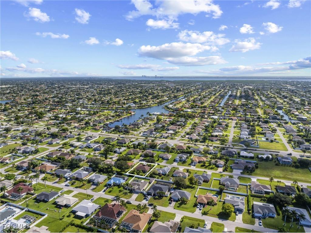 2114 SE 8th Place Cape Coral FL 33990 2026004765 image27