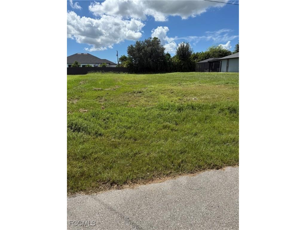 2114 SW 14th Terrace Cape Coral FL 33991 2025011922 image1