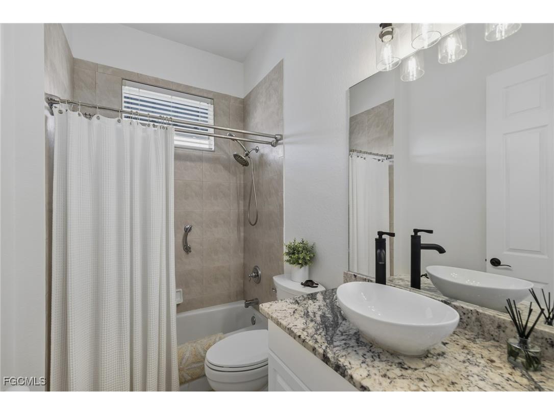 2114 SW 29th Terrace Cape Coral FL 33914 2025024909 image17