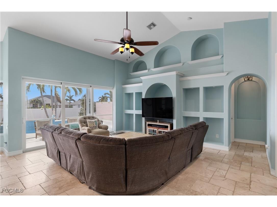 2114 SW 29th Terrace Cape Coral FL 33914 2025024909 image4