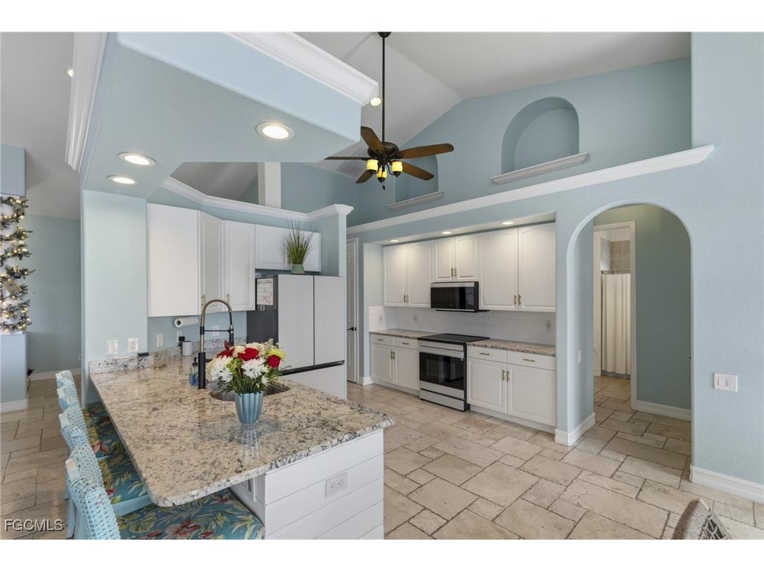 2114 SW 29th Terrace Cape Coral FL 33914 2025024909 image6