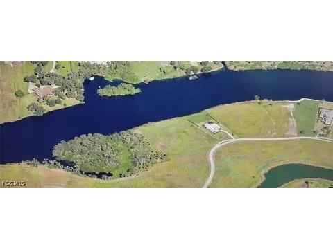 2114 Silk Bay Boulevard Alva FL 33920 2025021977 image4