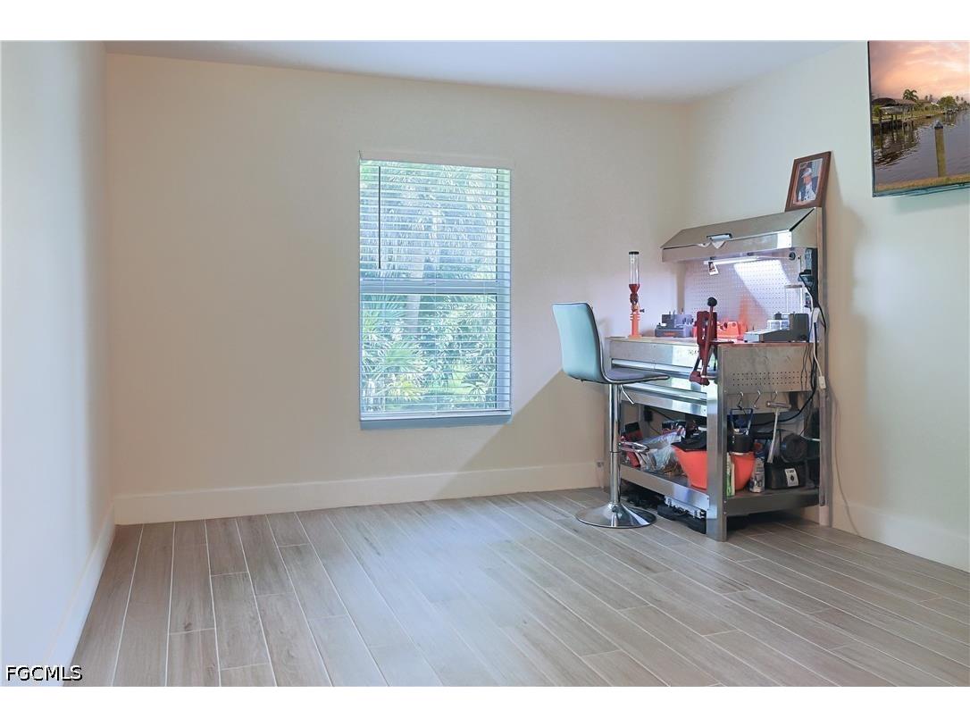 2115 Bahama Avenue Fort Myers FL 33905 2026028748 image19