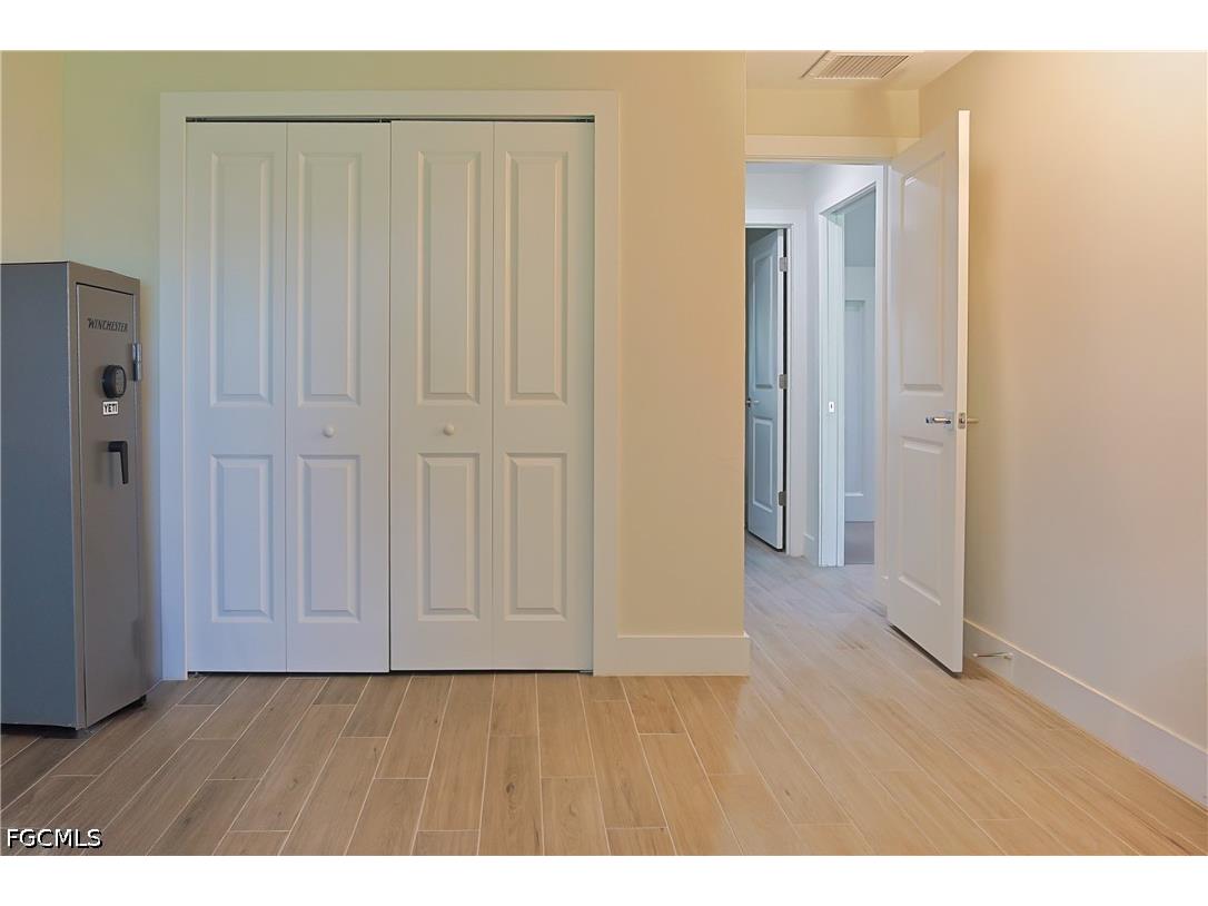 2115 Bahama Avenue Fort Myers FL 33905 2026028748 image20