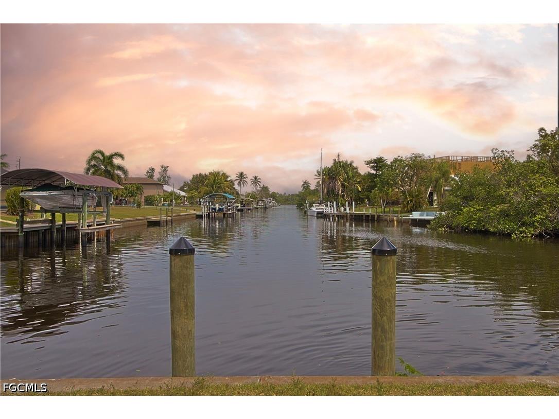 2115 Bahama Avenue Fort Myers FL 33905 2026028748 image29