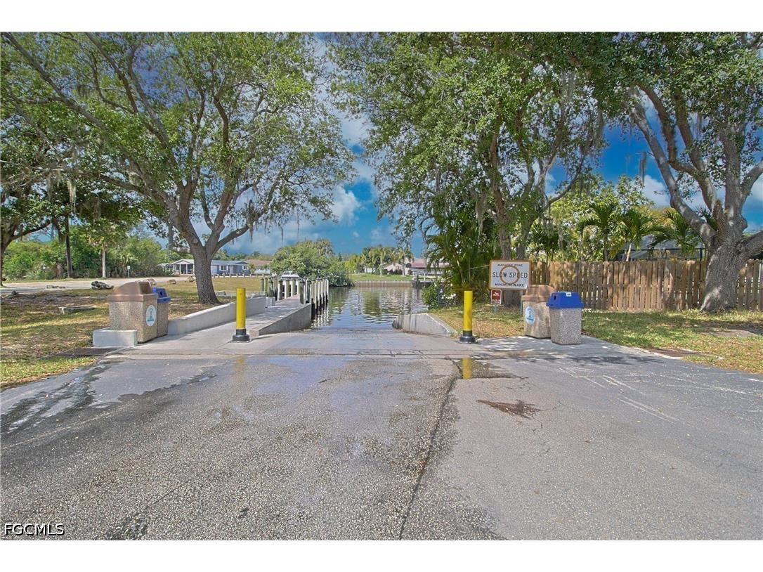 2115 Bahama Avenue Fort Myers FL 33905 2026028748 image30