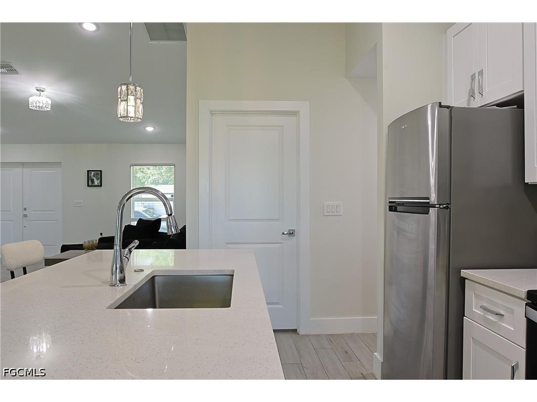 2115 Bahama Avenue Fort Myers FL 33905 2026028748 image9