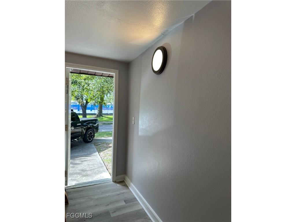 2115 Crawford Street Fort Myers FL 33901 2025014007 image2
