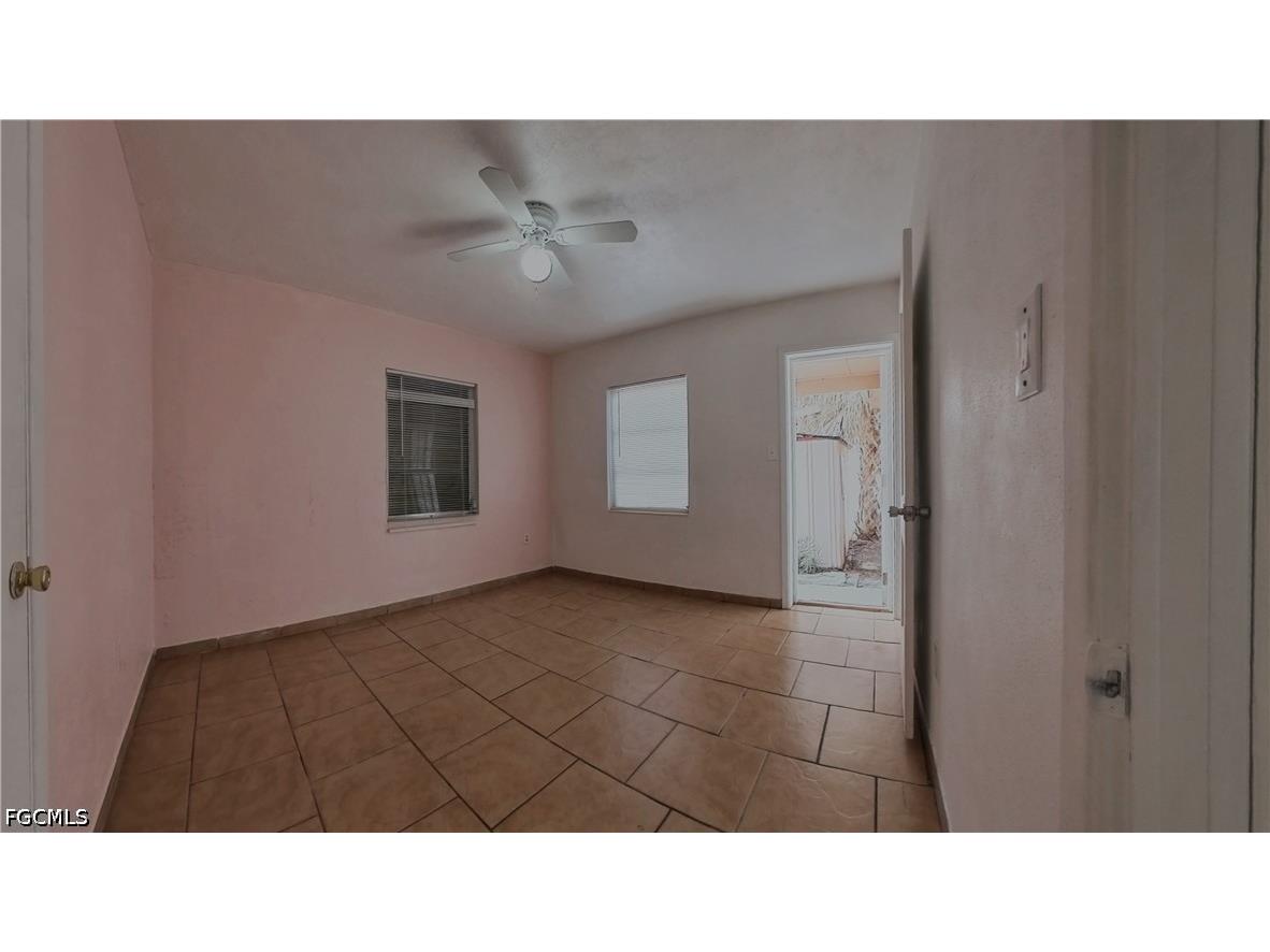2115 Katherine Street Fort Myers FL 33901 2026014003 image8