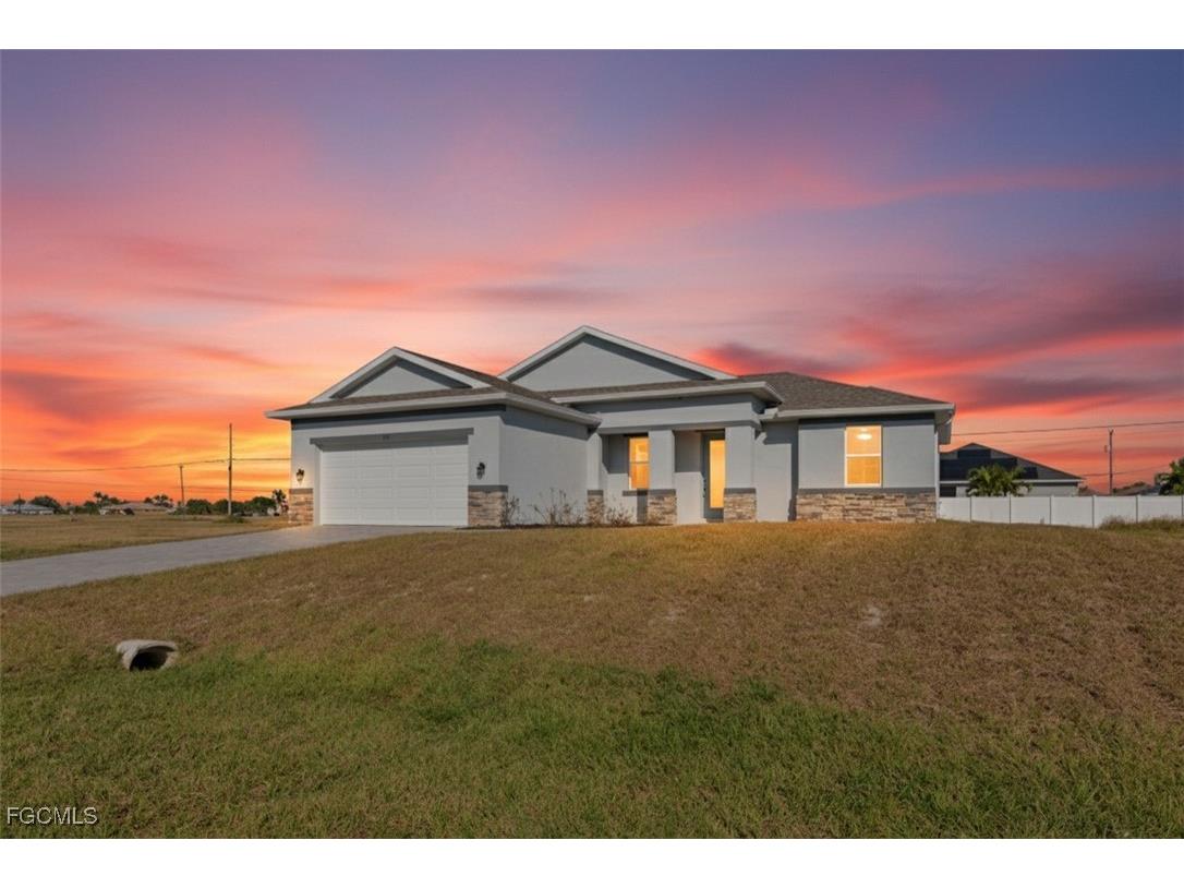 2115 NE 16th Terrace Cape Coral FL 33909 225049172 image1