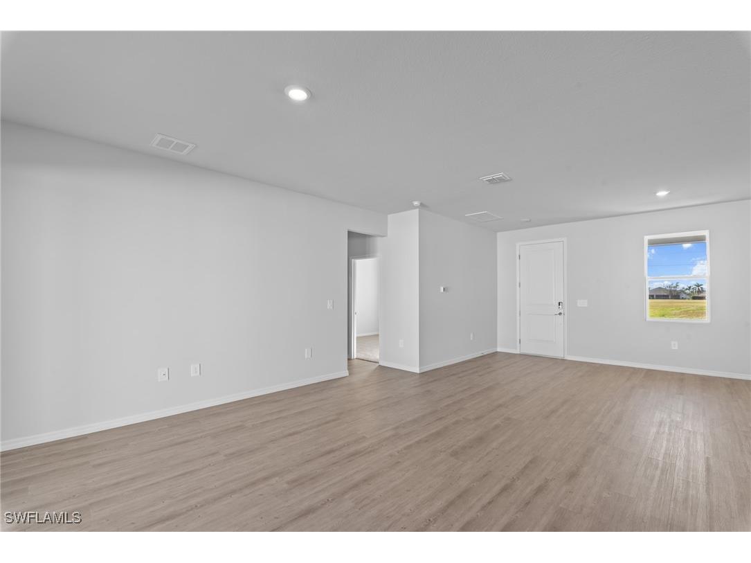 2115 NE 16th Terrace Cape Coral FL 33909 225049172 image4