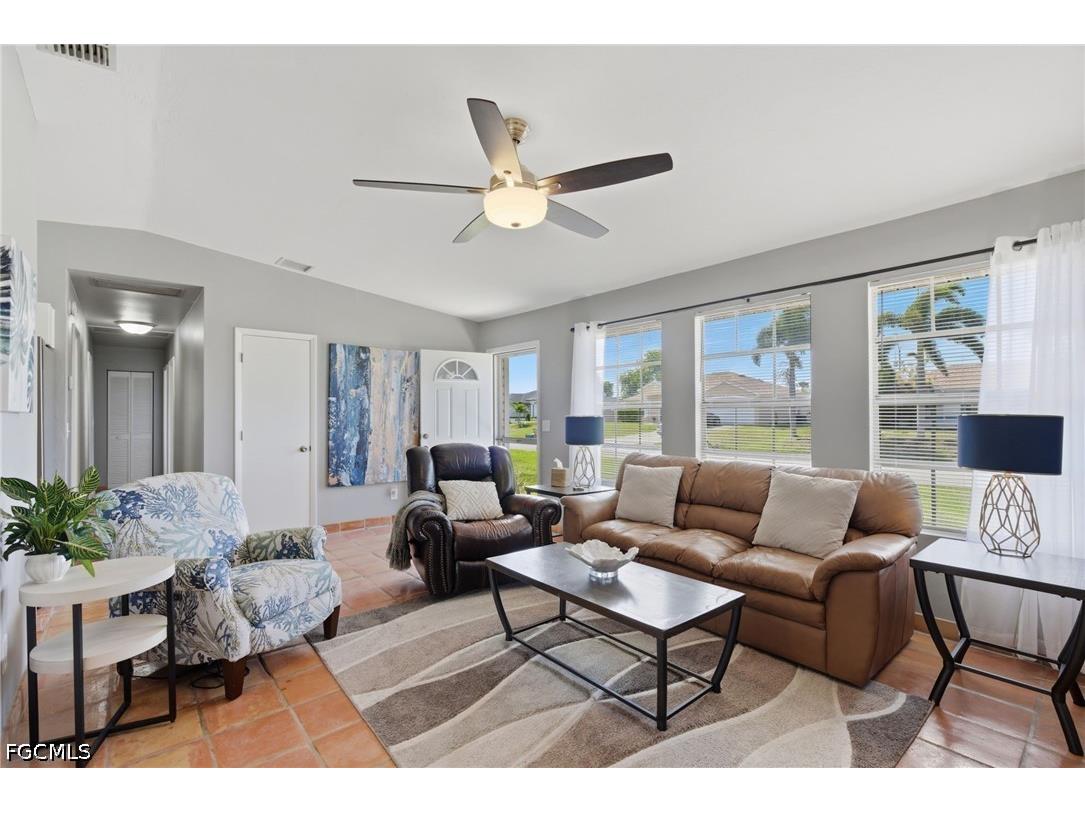 2115 NE 25th Street Cape Coral FL 33909 2026013722 image1