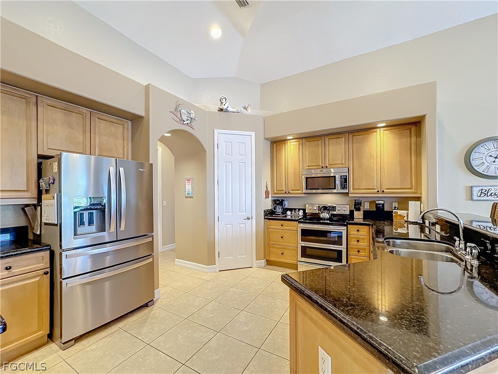 2115 Old Burnt Store Road N Cape Coral FL 33993 2026013647 image10