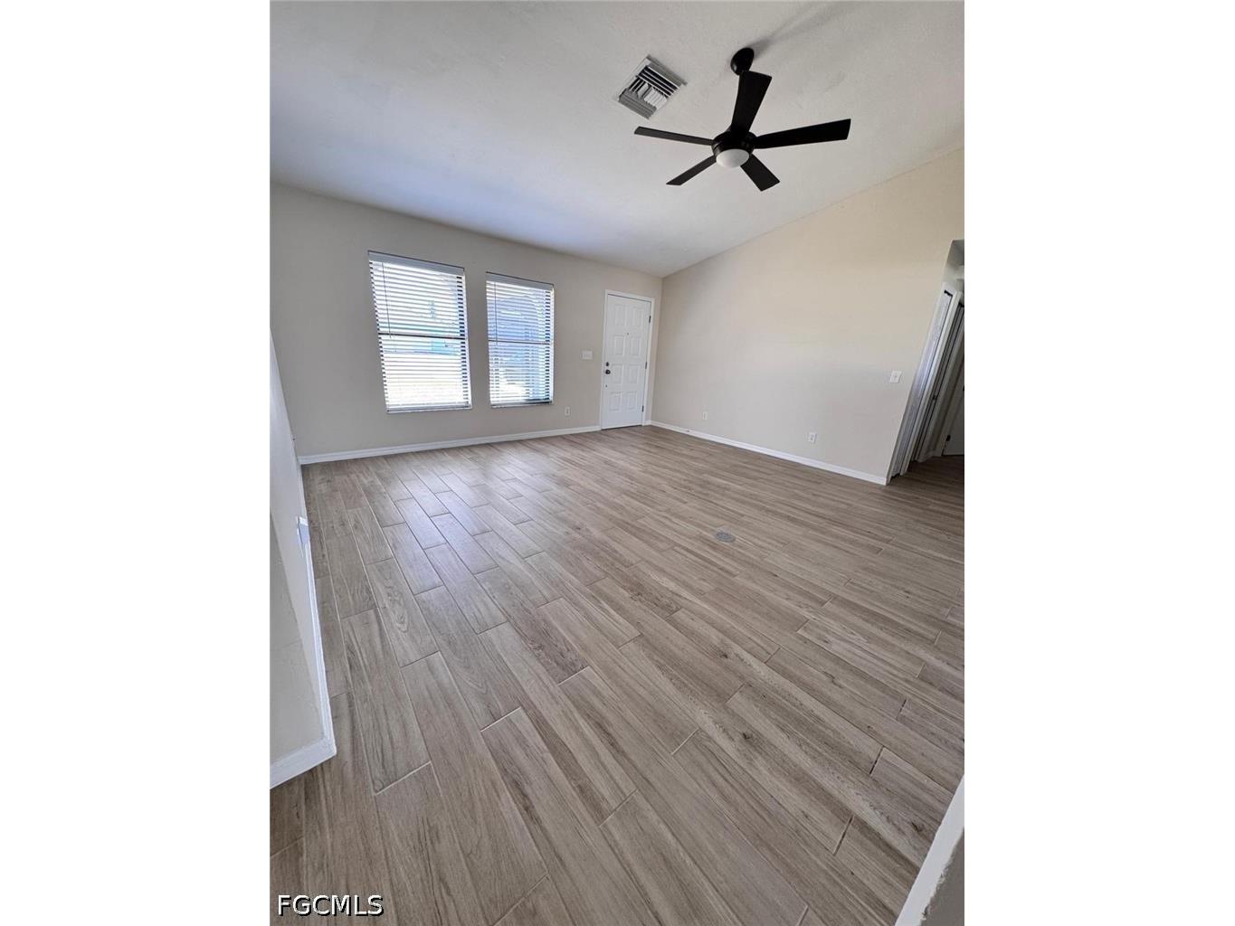 2115 SE 14th Street Cape Coral FL 33990 2026016140 image11